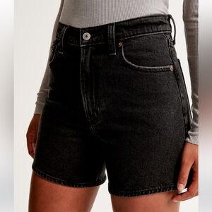 Abercrombie & Fitch High Rise Dad Shorts
